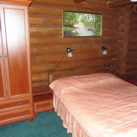 туристический комплекс карина 3* Поляна