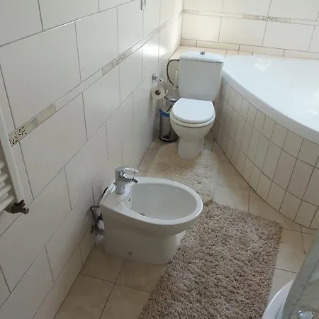 Hotel Tourist Complex Karina 3*