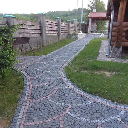 Отель туристический комплекс карина 3*
