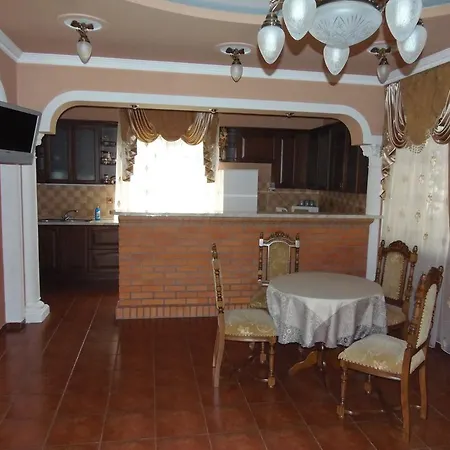 Hotel Tourist Complex Karina Polyana (Transcarpathia)