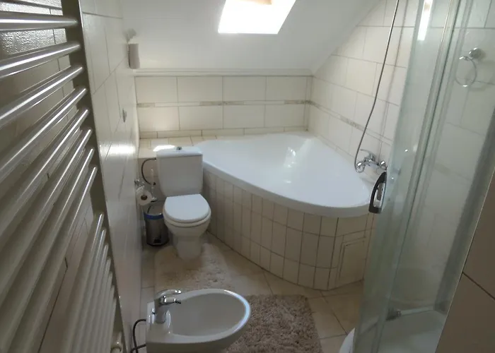 酒店 卡琳娜游客大厦酒店 波利亚纳