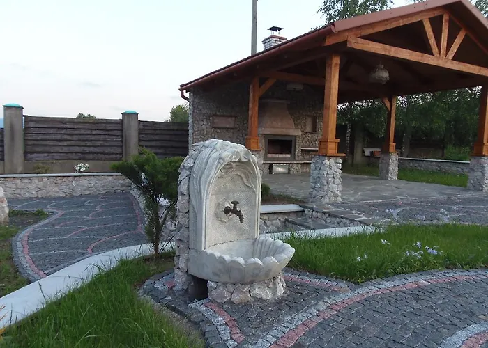 卡琳娜游客大厦酒店